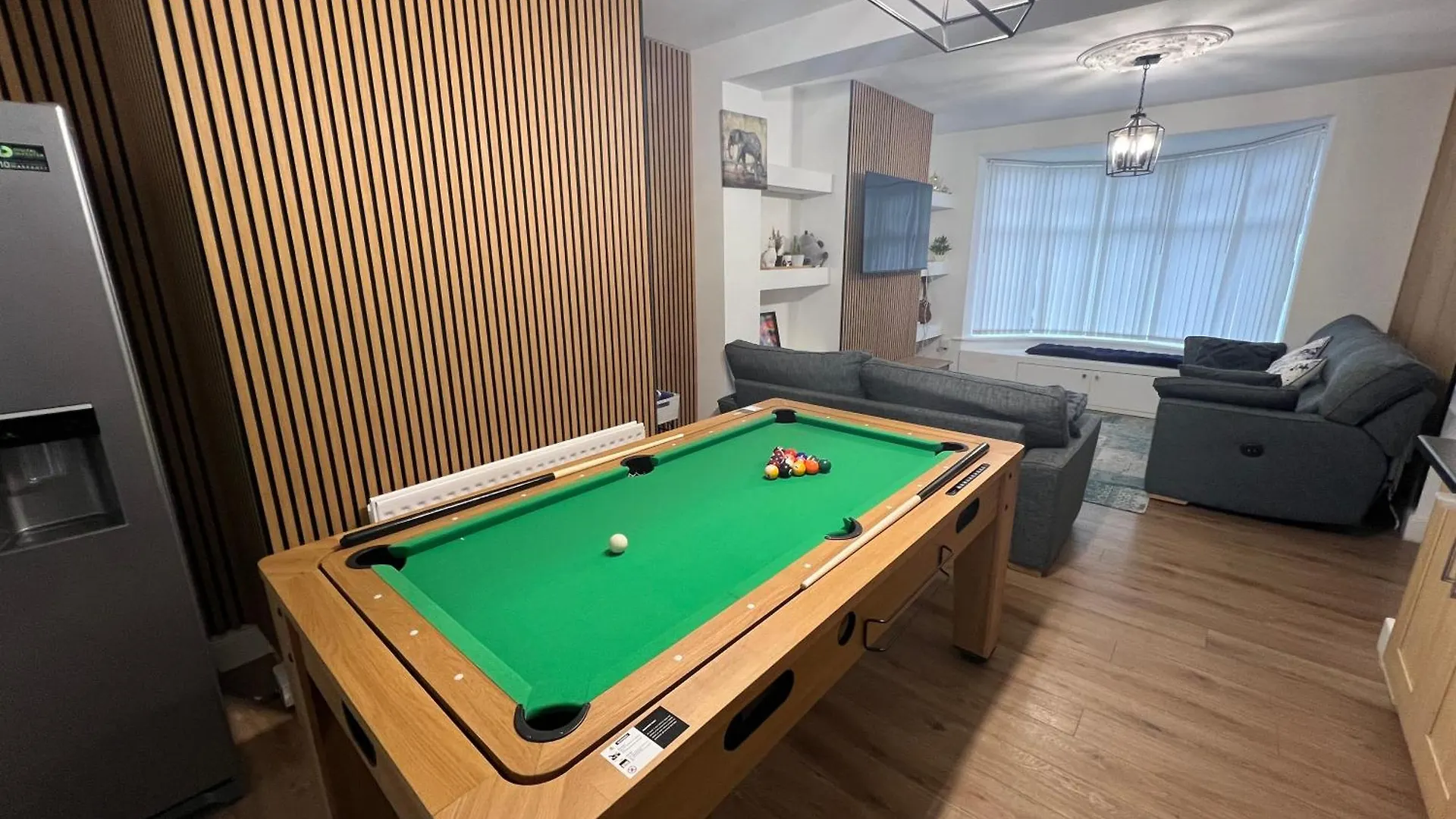 度假居 Numero Venti Aparthouse Wifi Parking Hot Tub 泰恩河畔纽卡斯尔